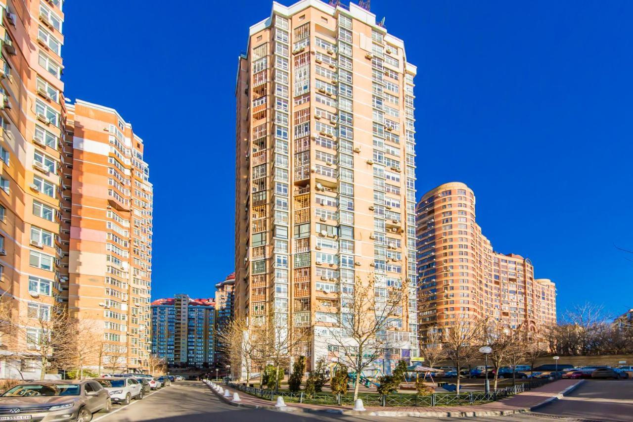 2К Квартира У Новому Будинку, Печерськ Kyiv Exterior photo